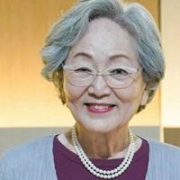 nenek