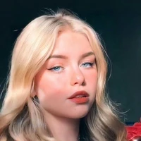 Lua Bleck (girl Bad bunny)
