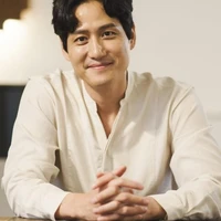 Nathan Wijaya (daddy/papa Queen)