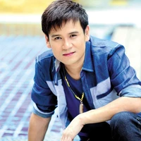 พี่ไผ่(พระเอก)