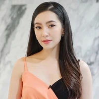 พี่เบลล่า(น้องสนิทของนางเอก)