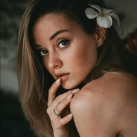 FL/DIVINE LOPEZ