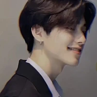 เอ็กซ์(เพื่อรักเบนซ์+ผู้ช่วยเบนซ์)