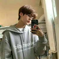 เบนซ์(แอด)