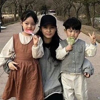 Three girls