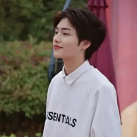 อาม(เพื่อนพระเองมาเฟียอันดับ2🍷)