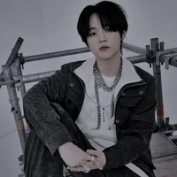 Zhongkay Chenle Diningrat