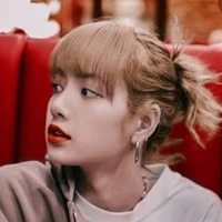 ลิซ่า (พระเอก)