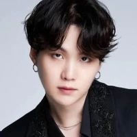 yoongi (a)