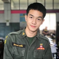 นิก