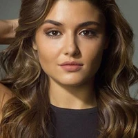 Scarlett Miller (fl assistant/fl bff)