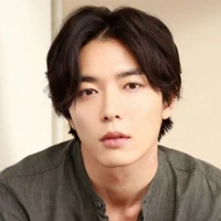 Mark Sage ( Hana father)