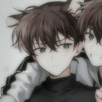 Autor - Lu๑