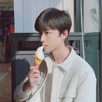 มิกซ์(พระเอก)
