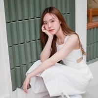 จูเน่(นางเอก)