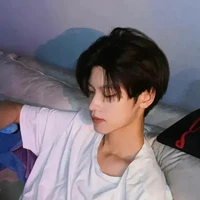 แม็ก😉/บอดี้การ์ดนางเอก