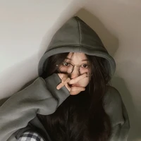 จูน(ใส่แว่น)