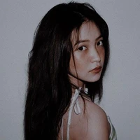 LUCYA ANASYA FLORENZA
