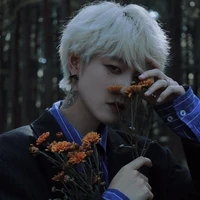 white | ไวท์