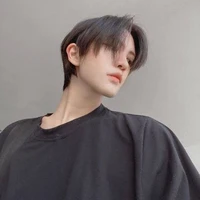 รัน😎(ลูกน้องคนสนิทนายเอก)