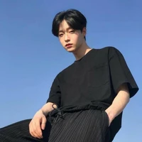 โฟส/พระเอก