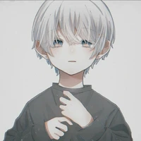 Camilo (Hermano de Alexia)