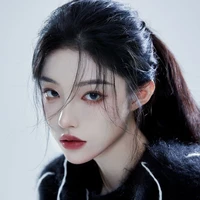 เพทาย ธนิกุล(พี่พระนาง)