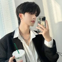 ไดมอนด์ คริสตัล(พี่นางเอก)