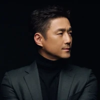 Jeon Jin -hii ( mr.jeon eldest son).A