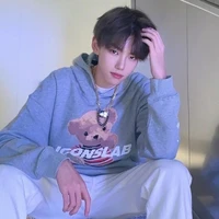 ออกัส🐥(นายเอก)