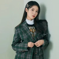 IU