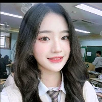 Kim Irene kharisma (kakak ke2)
