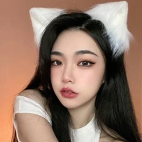 จันทร์(พี่คนกลางตัวร้าย)ในร่างมนุษย์