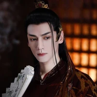 เฉียนหลิน(มือซ้าย พอ.)