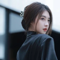 vania amarasya (adik tiri)