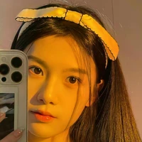 Author cantik