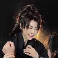ปู้จื่อ(องค์รักษ์เงา)