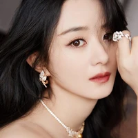 ครีม(เพื่อนนางร้าย)