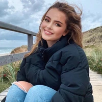 LÉONIE TORRÈS