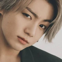 Jungkook 25 Alfa soltero