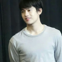 เช่(เพื่อนนายเอก+ครู)