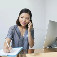 Eun-ji *secretaria*