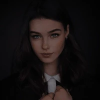 •Chloe Martin•