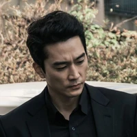 ธารา(พ่อพระเอก)
