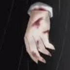 คนที่ฆ่าคนรอบครัวของยูซึริ