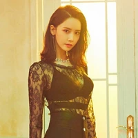 Yoona (mommy lisa asli)