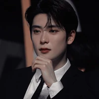 ธนากร [พระเอก]