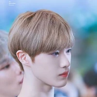 นัท🤫(น้องนายเอก)​