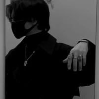 มิก(พระเอก)