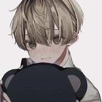 Isaac(hermano menor de Kiara)